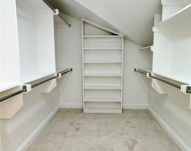 4153 Hyer Street - Photo Thumbnail 10
