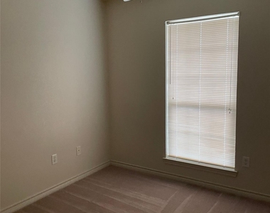 2423 Church St Street - Photo Thumbnail 10