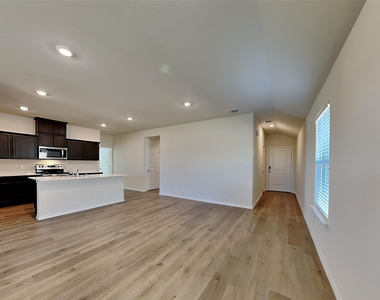 1511 Aleia Cove - Photo Thumbnail 3