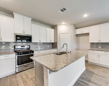 3504 Lillian Court - Photo Thumbnail 2
