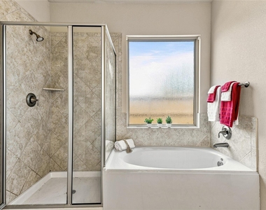 11620 Aquilla Drive - Photo Thumbnail 14