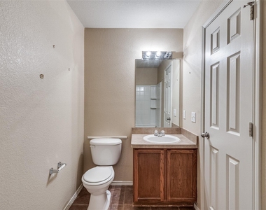 10721 Traymore Drive - Photo Thumbnail 20