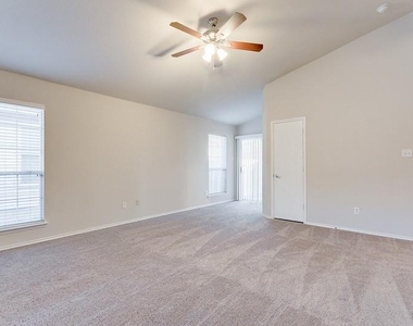 1280 Kielder Circle - Photo Thumbnail 4