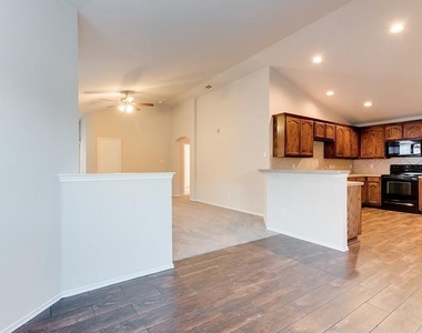 1280 Kielder Circle - Photo Thumbnail 6