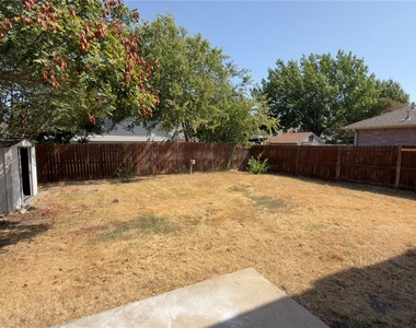 3401 Cheyenne Ranch Road - Photo Thumbnail 15
