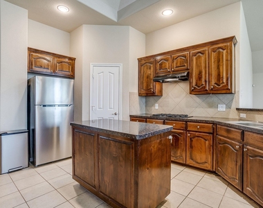 6 Beechcreek Drive - Photo Thumbnail 9