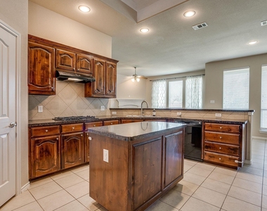 6 Beechcreek Drive - Photo Thumbnail 8