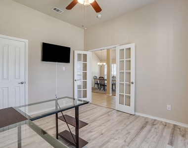 6 Beechcreek Drive - Photo Thumbnail 7