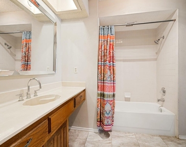 5114 Vera Cruz Drive - Photo Thumbnail 17