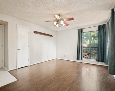 5114 Vera Cruz Drive - Photo Thumbnail 14