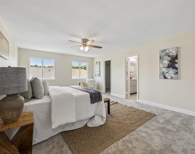 1600 Hartford Drive - Photo Thumbnail 10