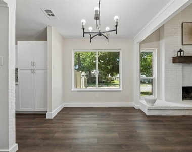 1600 Hartford Drive - Photo Thumbnail 6