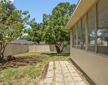 1600 Hartford Drive - Photo Thumbnail 23