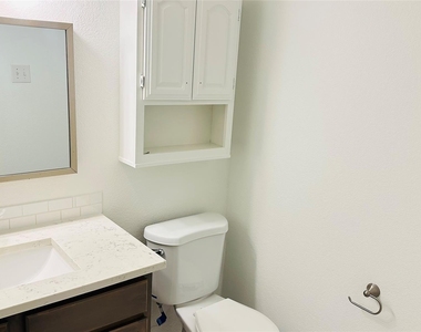 805 Summercreek Drive - Photo Thumbnail 18