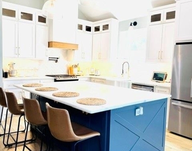11425 Aspen Creek Drive - Photo Thumbnail 3