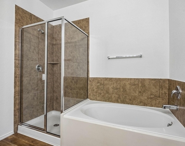 2938 Montrose Trail - Photo Thumbnail 11