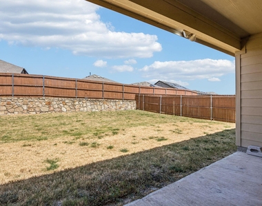 2938 Montrose Trail - Photo Thumbnail 14