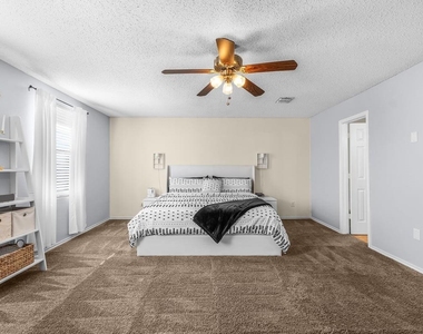 1741 Baxter Springs Drive - Photo Thumbnail 7