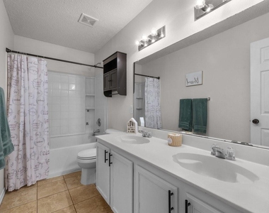 1741 Baxter Springs Drive - Photo Thumbnail 13