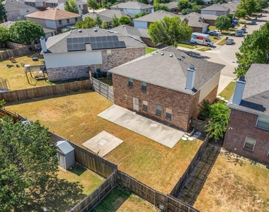 1741 Baxter Springs Drive - Photo Thumbnail 16