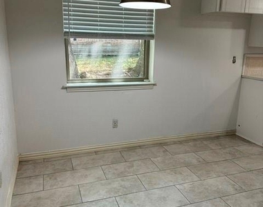 1441 Quartet Drive - Photo Thumbnail 11