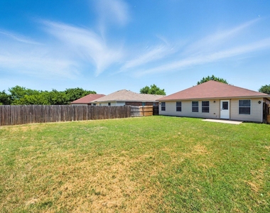 1429 Royal Meadows Trail - Photo Thumbnail 23