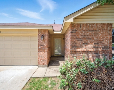 1429 Royal Meadows Trail - Photo Thumbnail 1