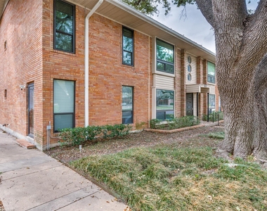 10029 Regal Park Lane - Photo Thumbnail 2