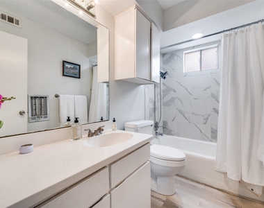 10029 Regal Park Lane - Photo Thumbnail 22
