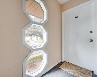 10029 Regal Park Lane - Photo Thumbnail 3