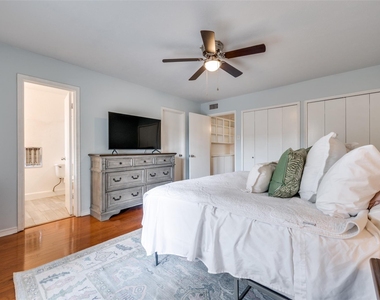 10029 Regal Park Lane - Photo Thumbnail 16