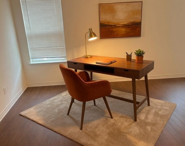1417 Sun Drive - Photo Thumbnail 2