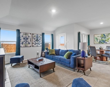 401 Bent Oak Drive - Photo Thumbnail 16