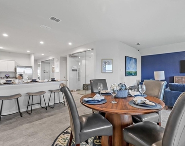 401 Bent Oak Drive - Photo Thumbnail 9