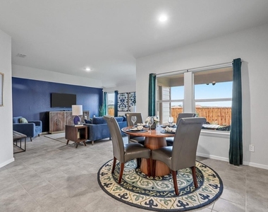 401 Bent Oak Drive - Photo Thumbnail 12