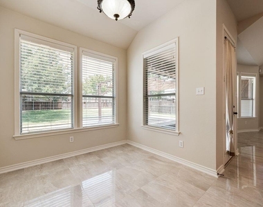 3394 Overhill Drive - Photo Thumbnail 10