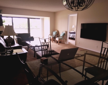 4539 Luxemburg Court - Photo Thumbnail 6