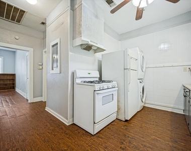 904 W Hickory Street - Photo Thumbnail 3