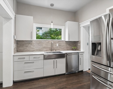 5712 Goliad Avenue - Photo Thumbnail 5