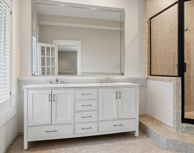 5712 Goliad Avenue - Photo Thumbnail 15