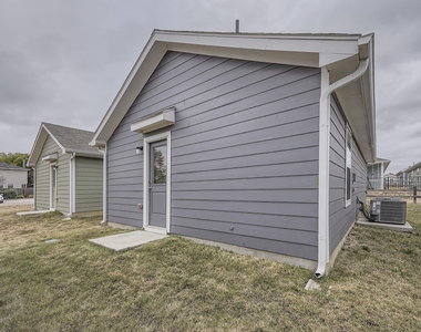 8739 Cottage Creek Drive - Photo Thumbnail 26