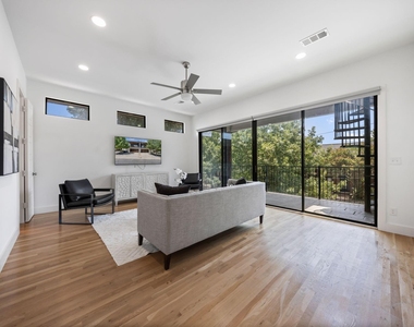 5933 Oram Street - Photo Thumbnail 31