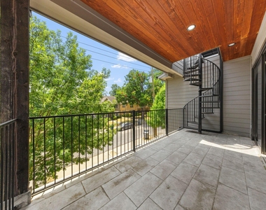 5933 Oram Street - Photo Thumbnail 35