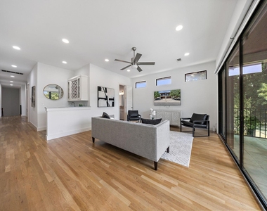5933 Oram Street - Photo Thumbnail 33