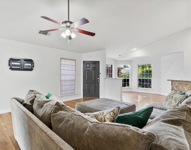 6241 Adonia Drive - Photo Thumbnail 5