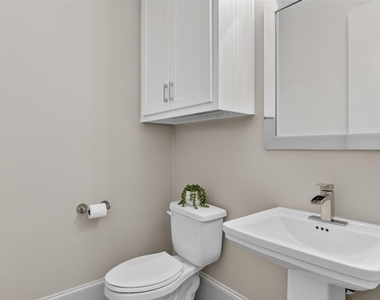 5328 Manett Street - Photo Thumbnail 9