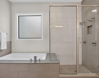 5328 Manett Street - Photo Thumbnail 14