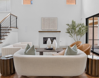 5328 Manett Street - Photo Thumbnail 3