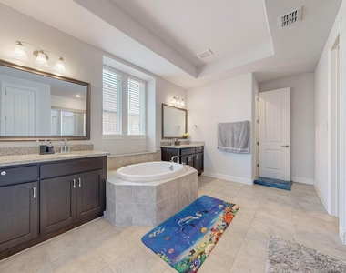 16809 Clover Drive - Photo Thumbnail 16