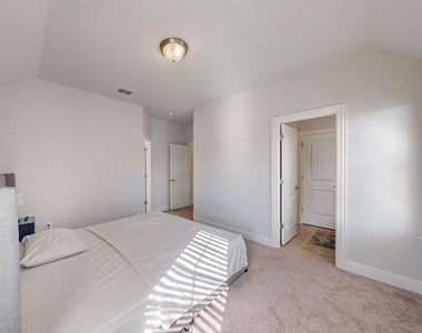 16809 Clover Drive - Photo Thumbnail 19
